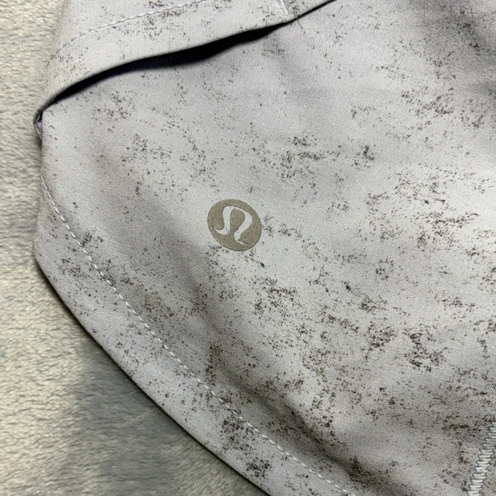 Lululemon Speed up Midrise Lined Short 4" - Picture 2 of 5